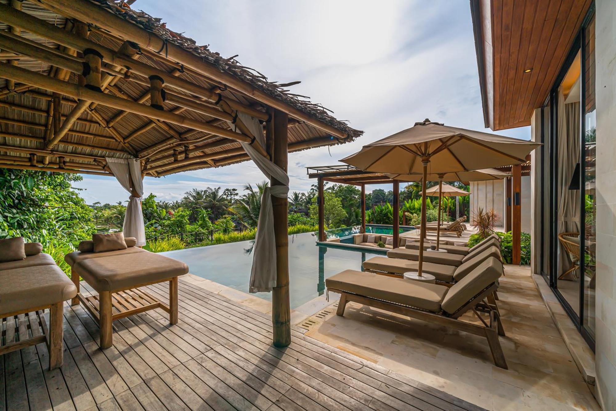 Rosita - Stunning 5br - Sauna, Gym, Rice Field Views Ubud