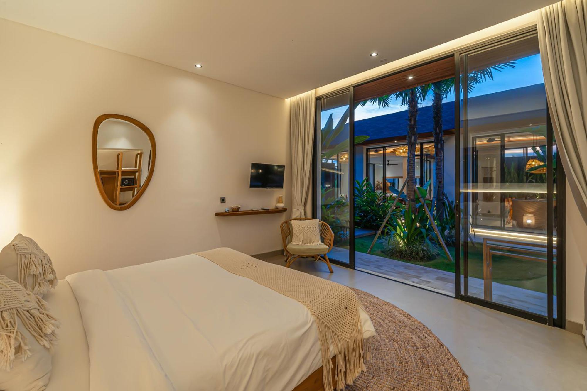 Rosita - Stunning 5br - Sauna, Gym, Rice Field Views Villa Ubud